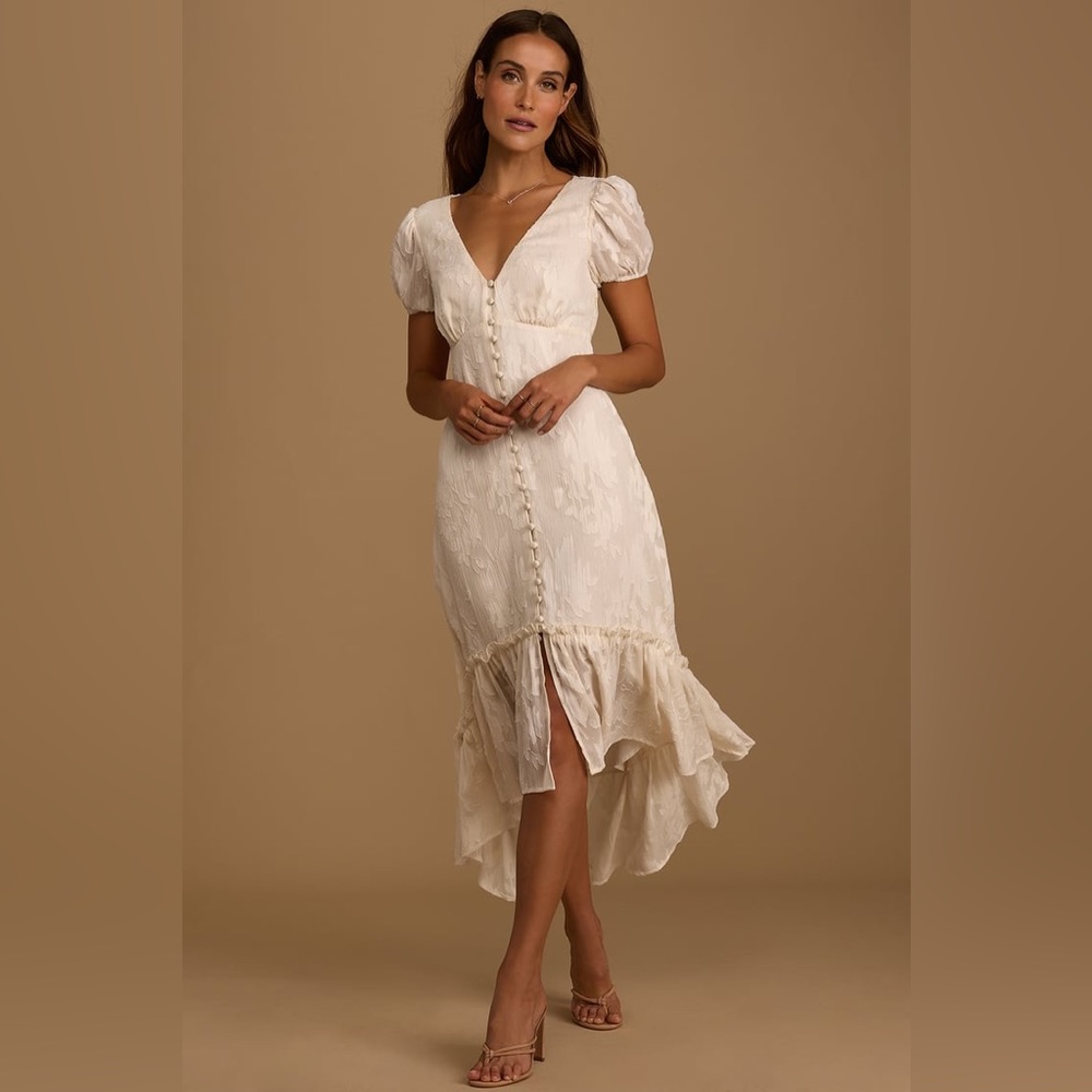 Lulu’s NWT new tags M Gala in the Garden Ivory Floral Ruffle Midi Bridal Dress